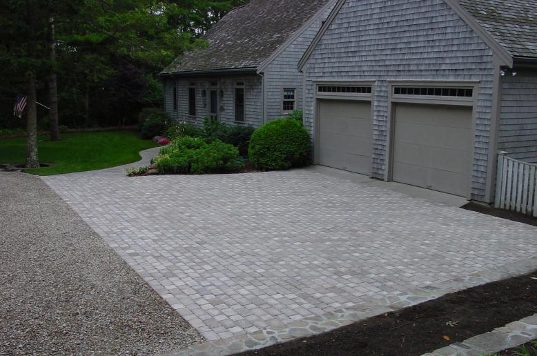 Decorative Stone Work, Drive Way pavers, brick, cobble, slate, patio's, walk Installations